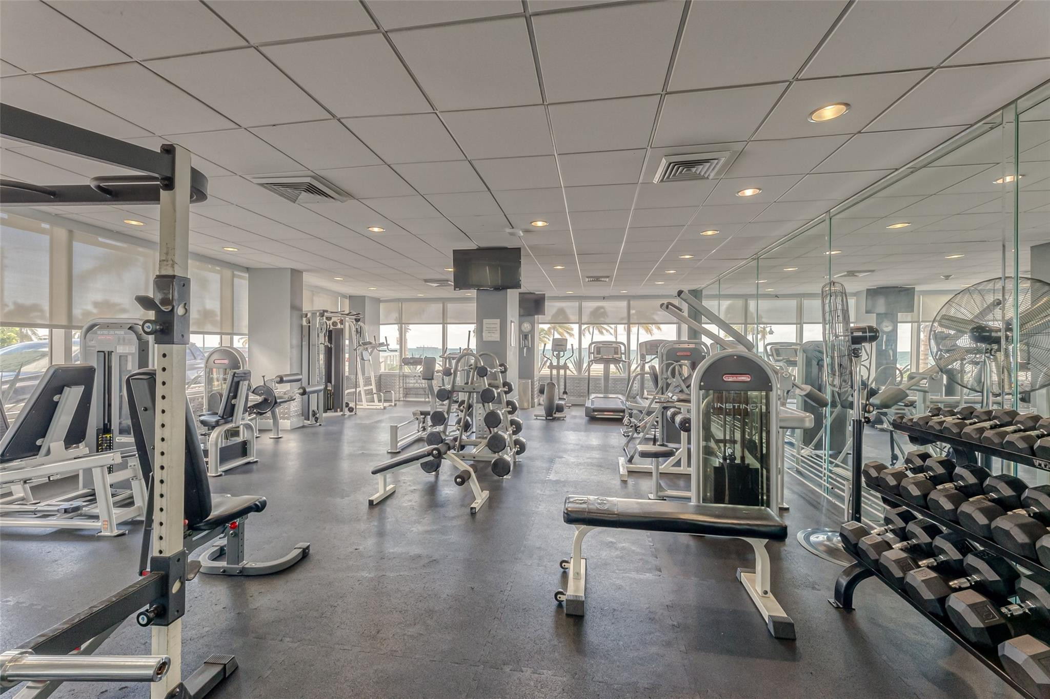 209 N Fort Lauderdale Beach Blvd 8D