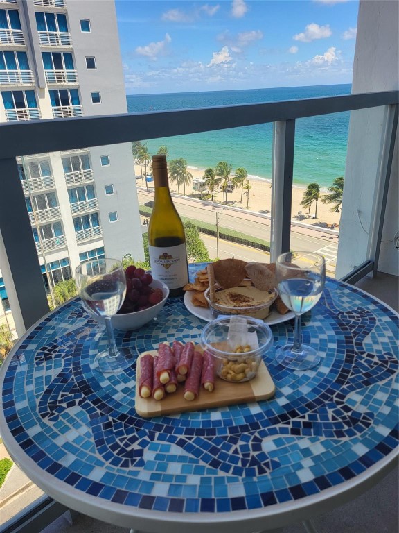 209 N Fort Lauderdale Beach Blvd 8D