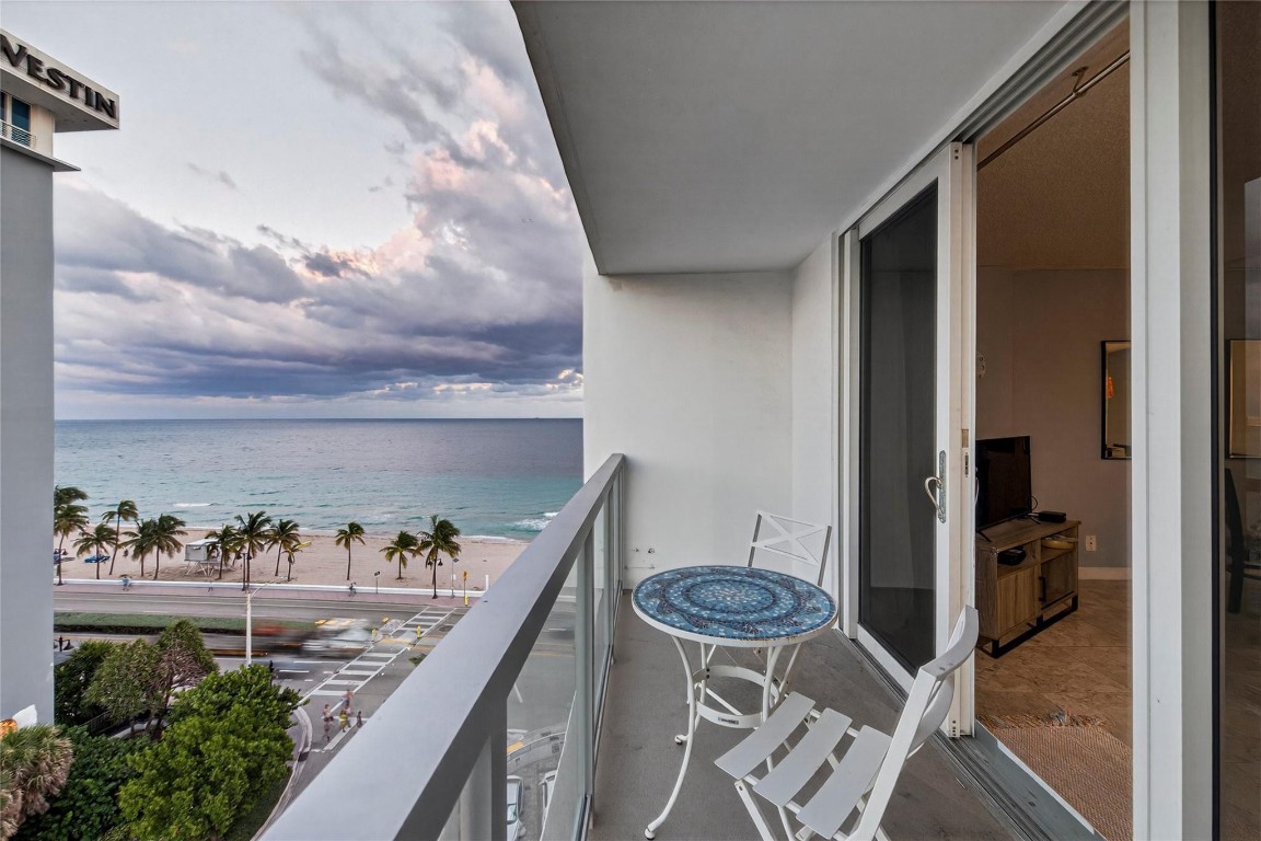 209 N Fort Lauderdale Beach Blvd 8D