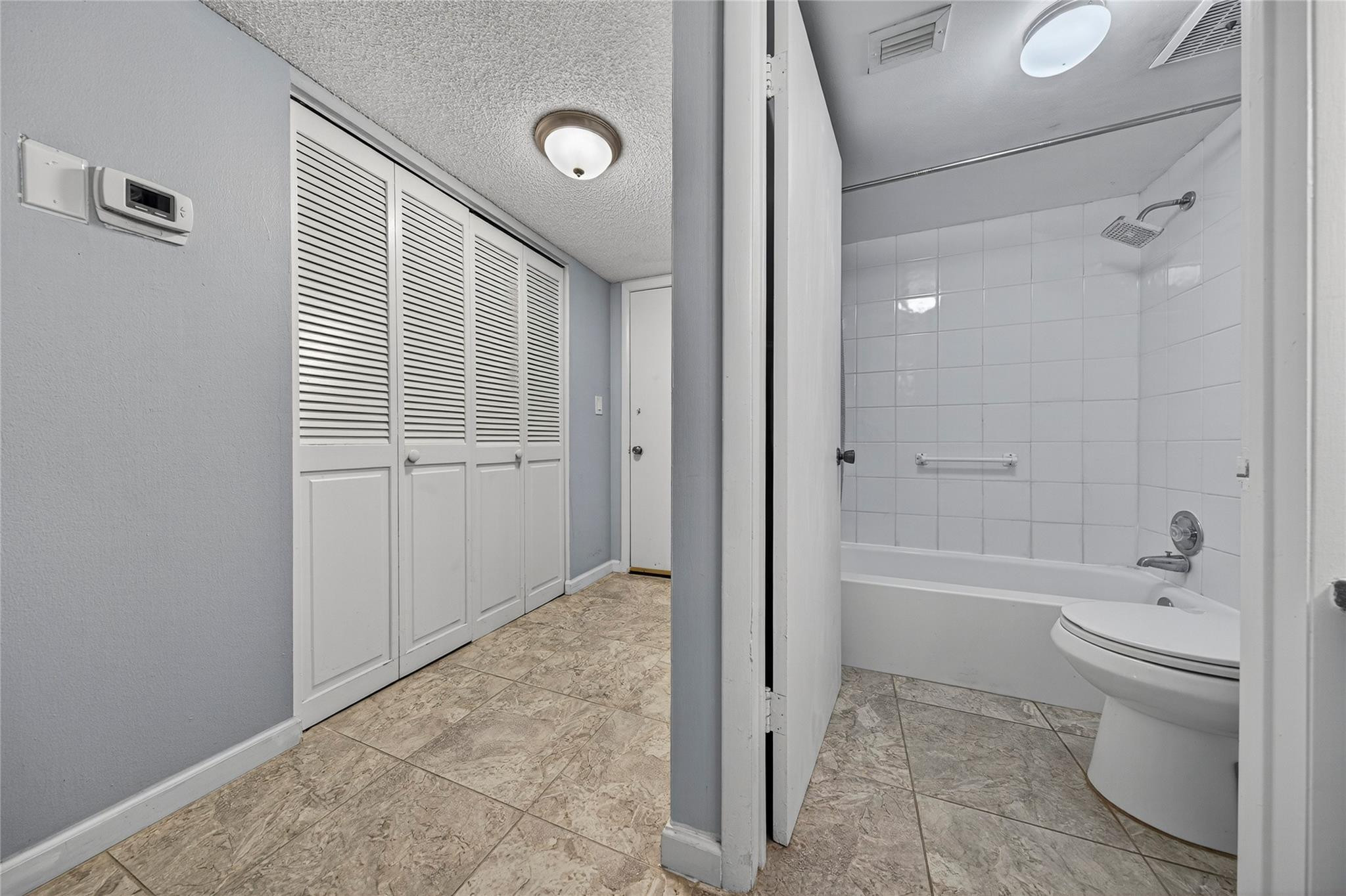 209 N Fort Lauderdale Beach Blvd 8D