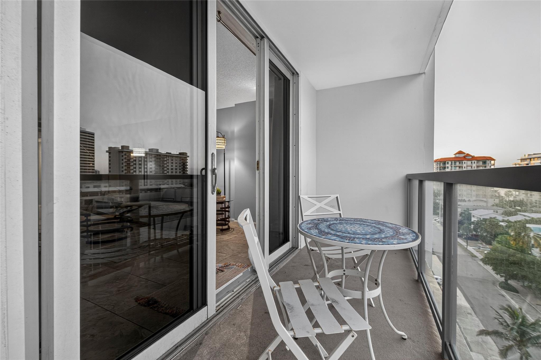 209 N Fort Lauderdale Beach Blvd 8D