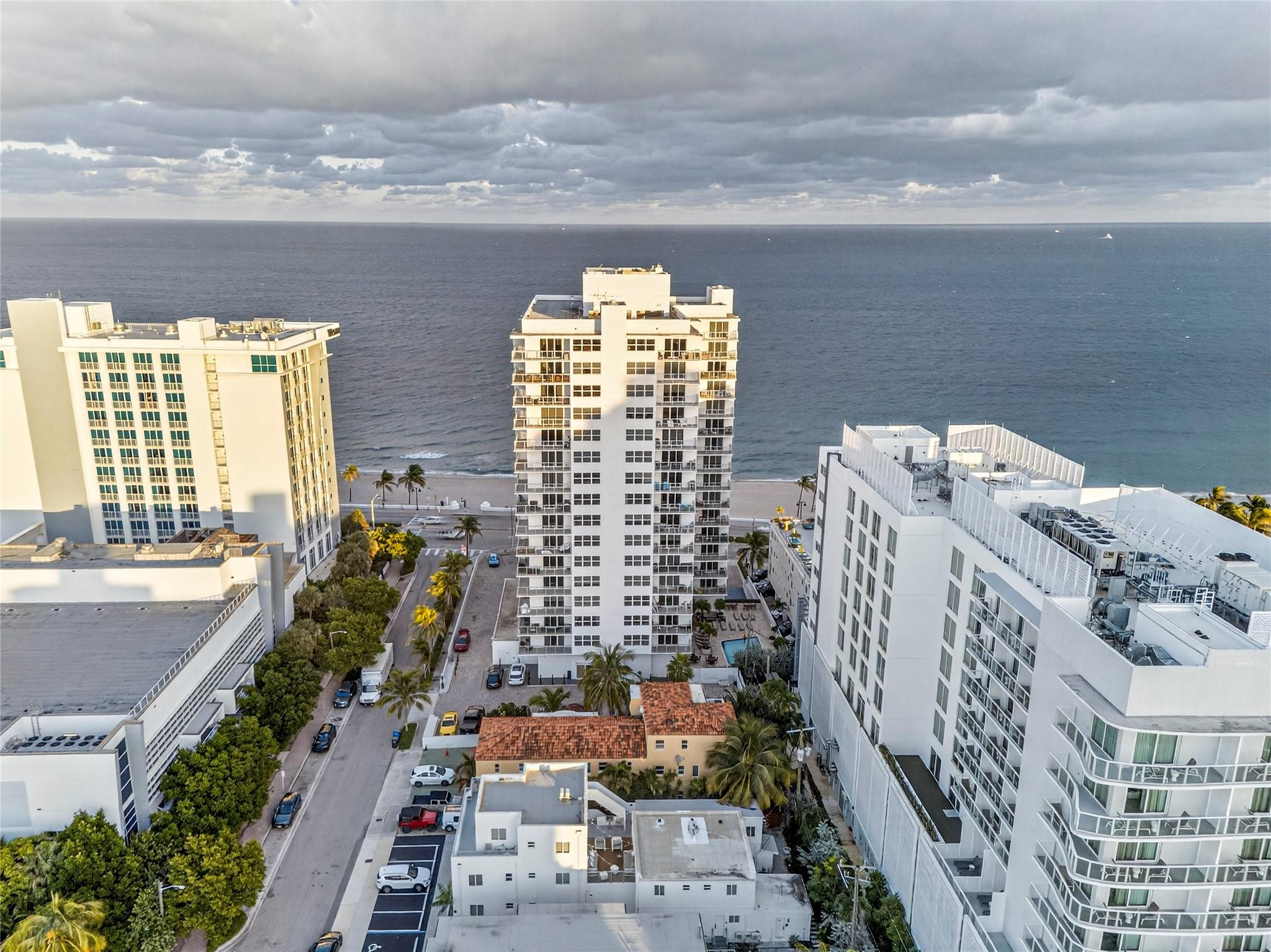 209 N Fort Lauderdale Beach Blvd 8D