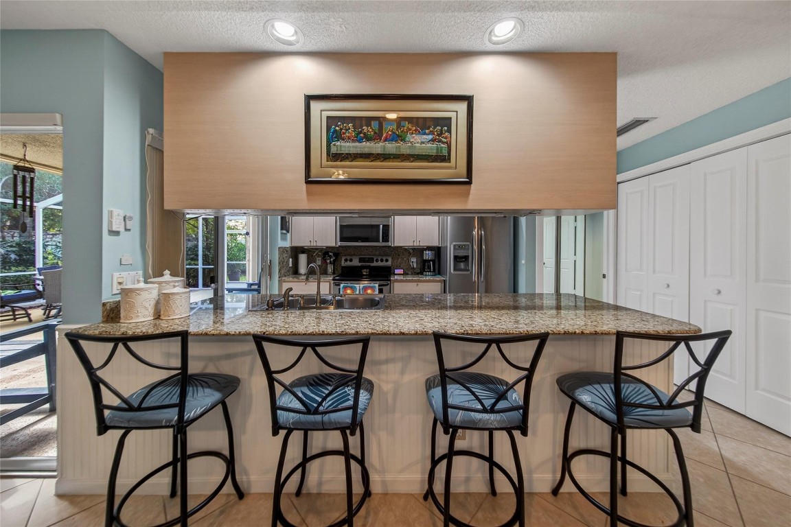 1202 NW Sun Terrace Circle D, Port St. Lucie Unit: D