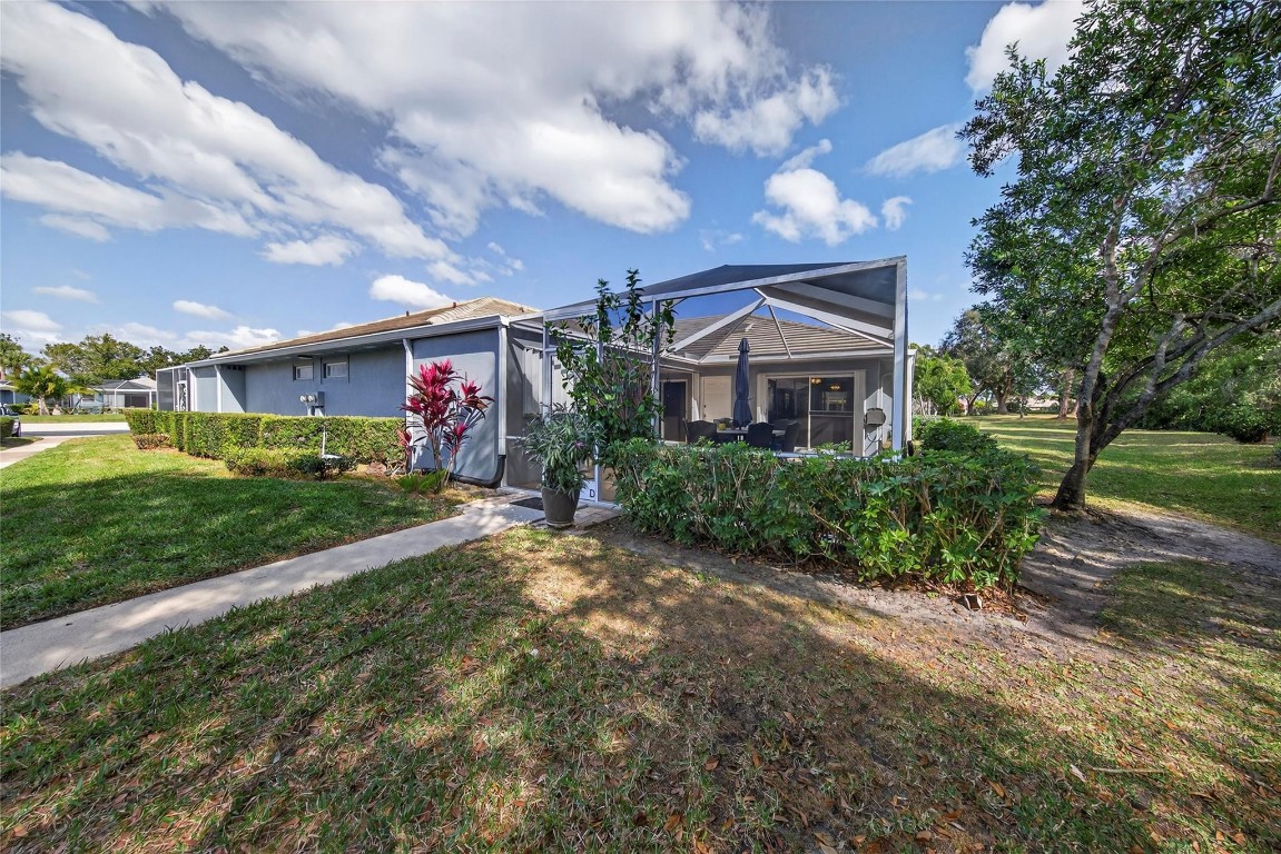 1202 NW Sun Terrace Circle D, Port St. Lucie Unit: D