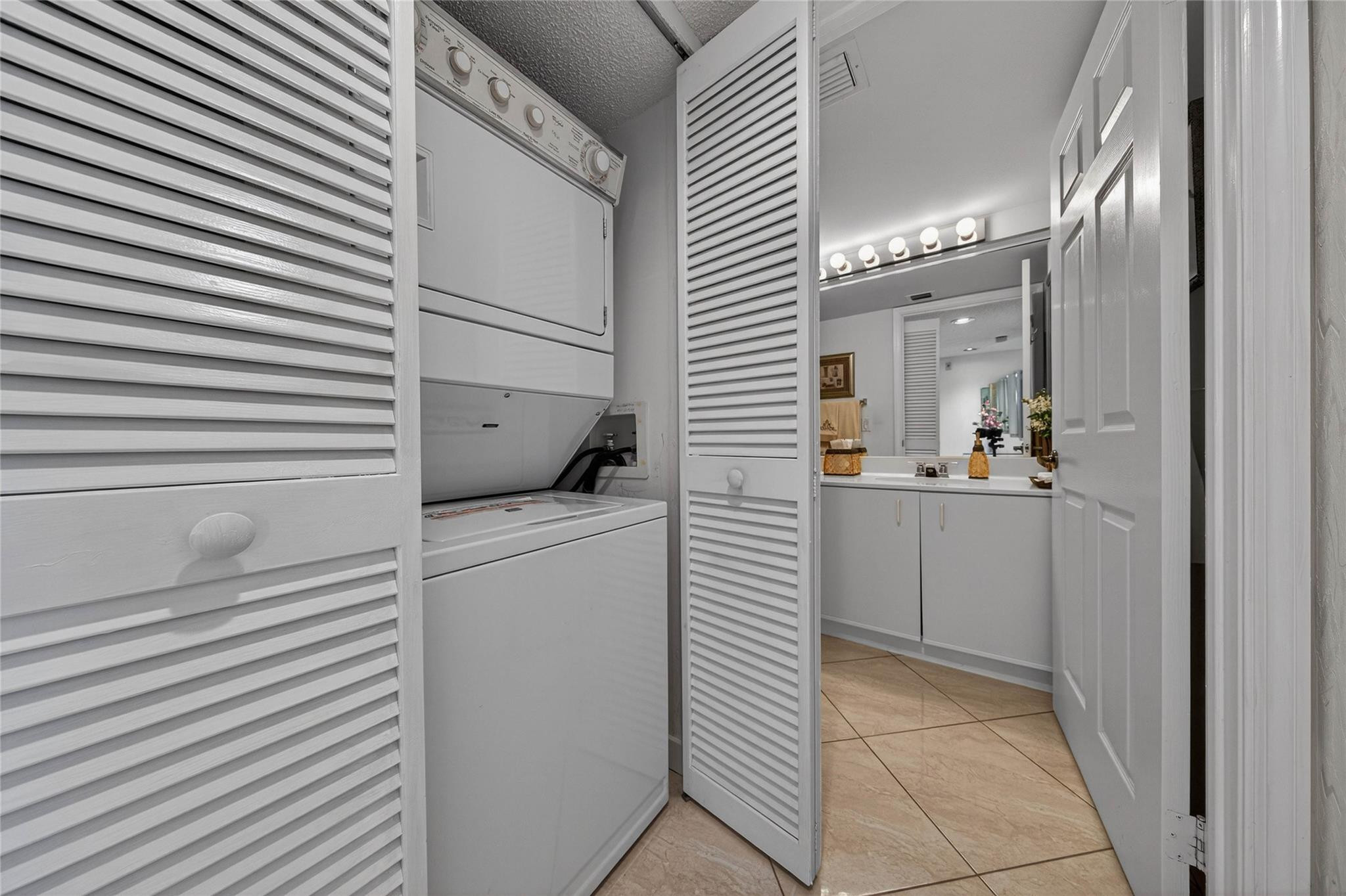 7872 Trent Drive 305