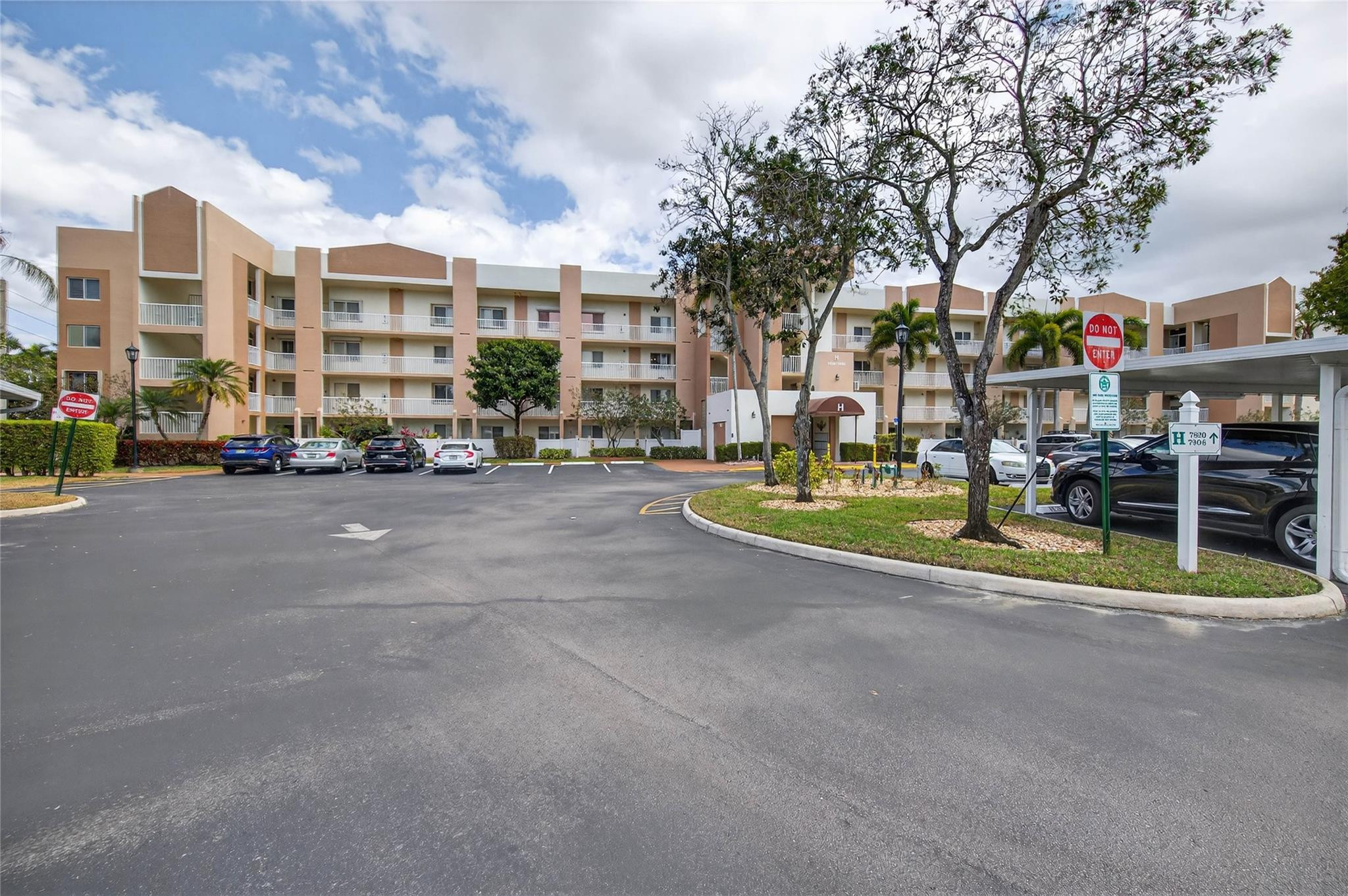 7872 Trent Drive 305