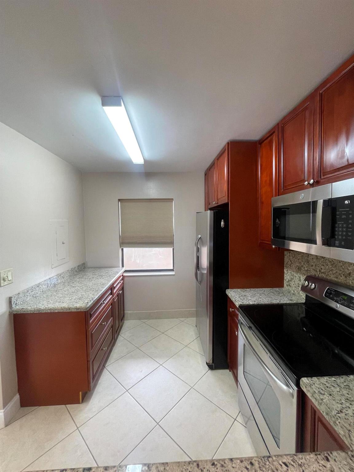2900 NW 42nd Avenue A508