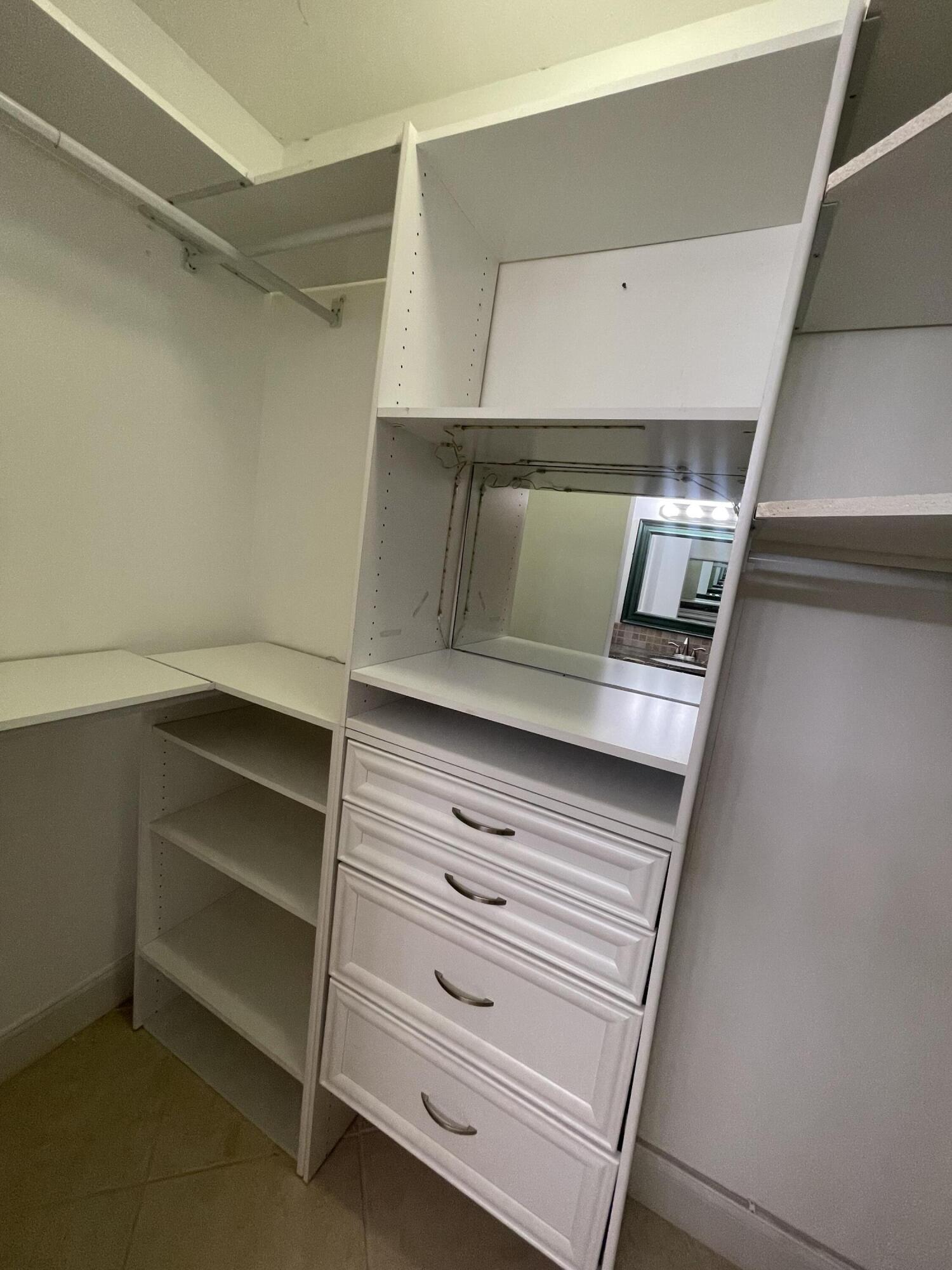 2900 NW 42nd Avenue A508