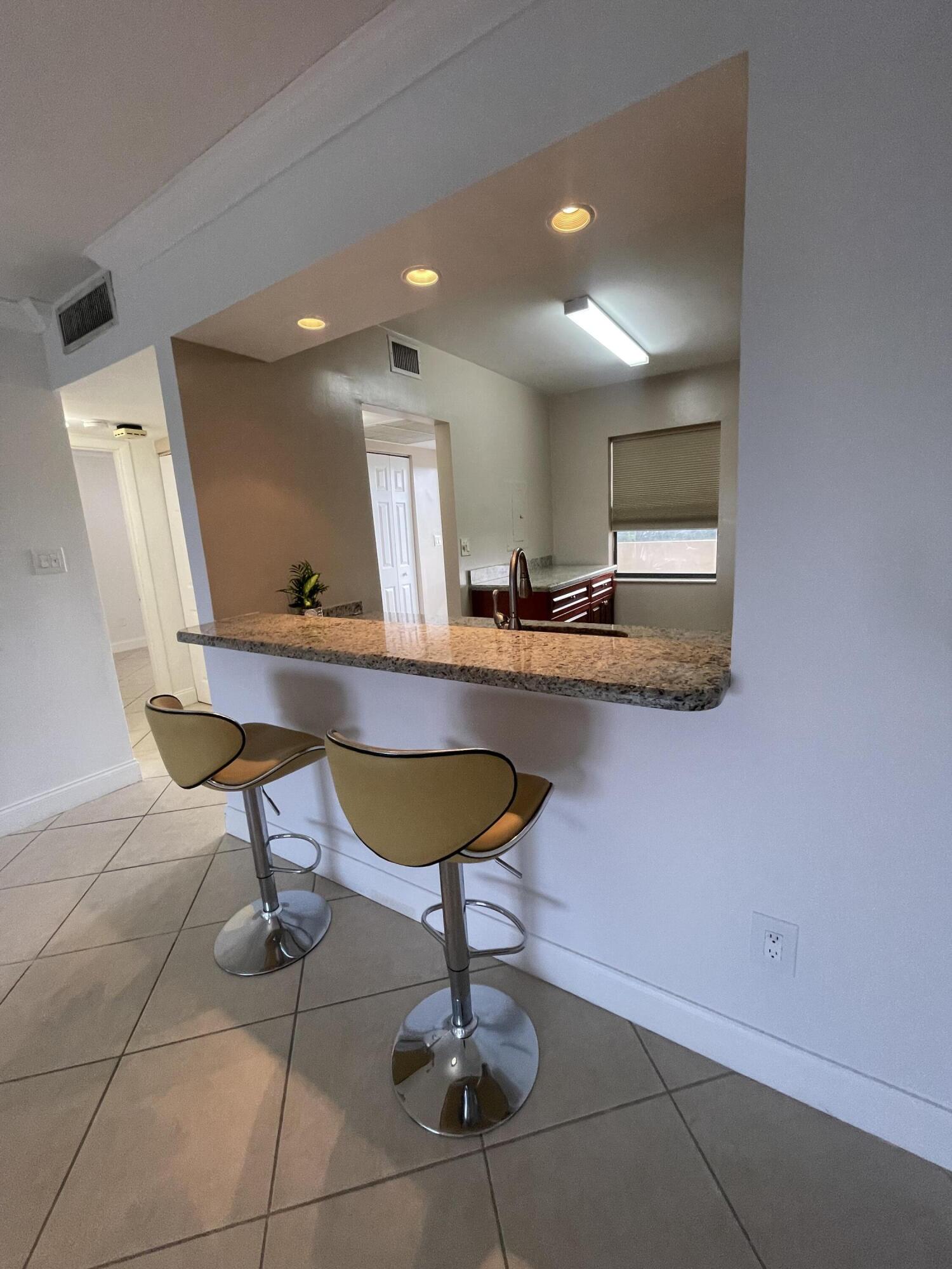 2900 NW 42nd Avenue A508