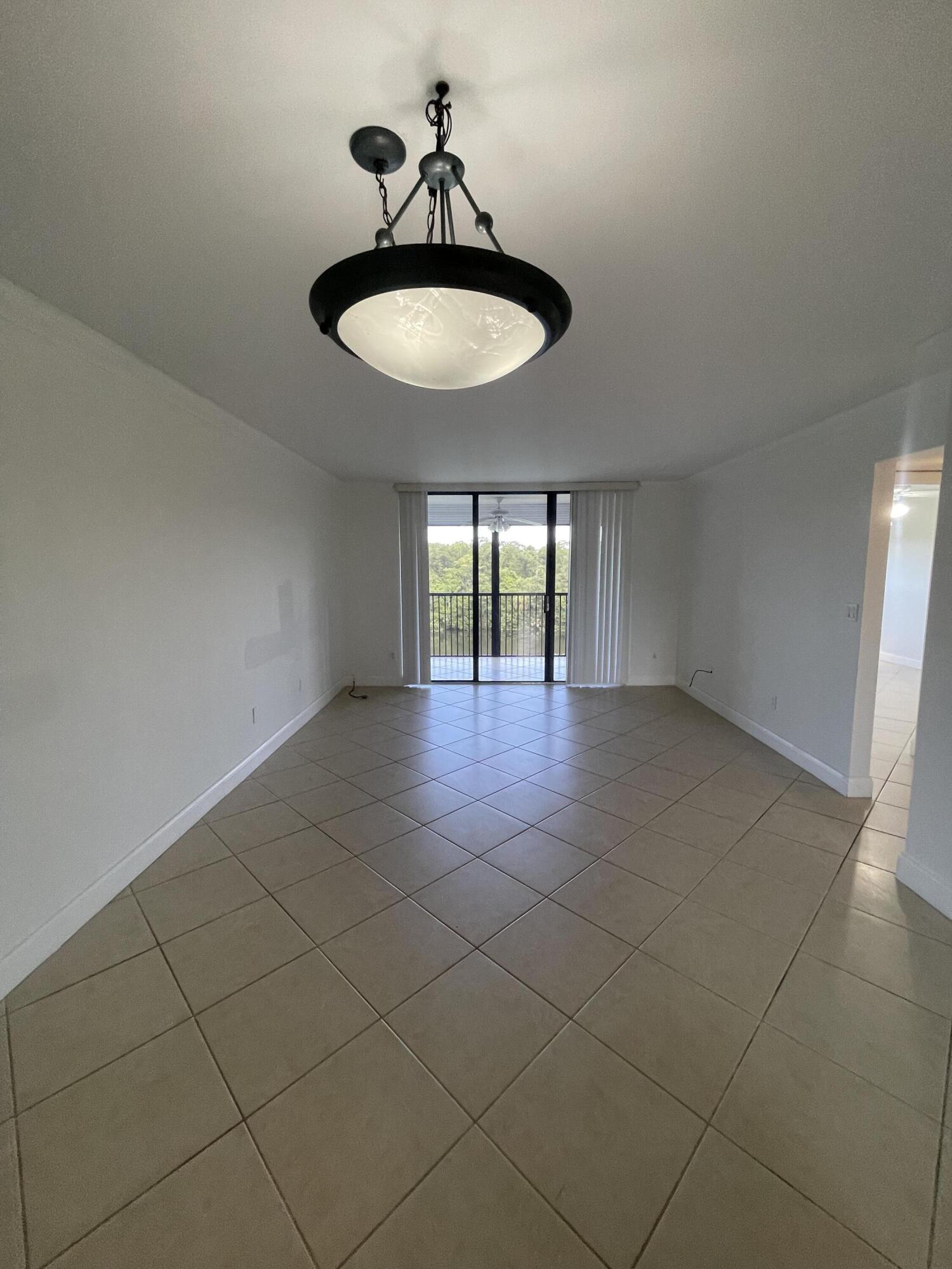 2900 NW 42nd Avenue A508