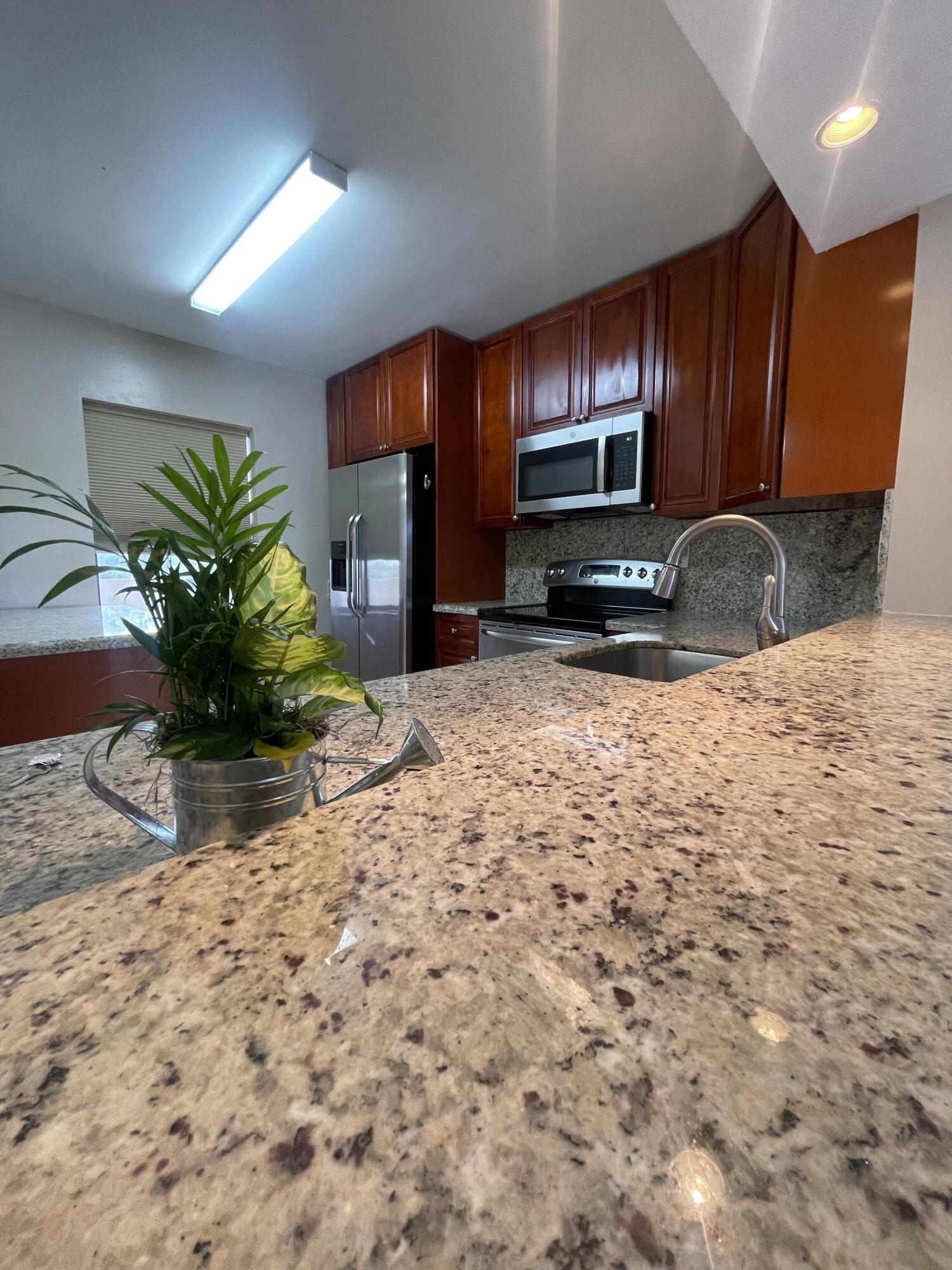 2900 NW 42nd Avenue A508