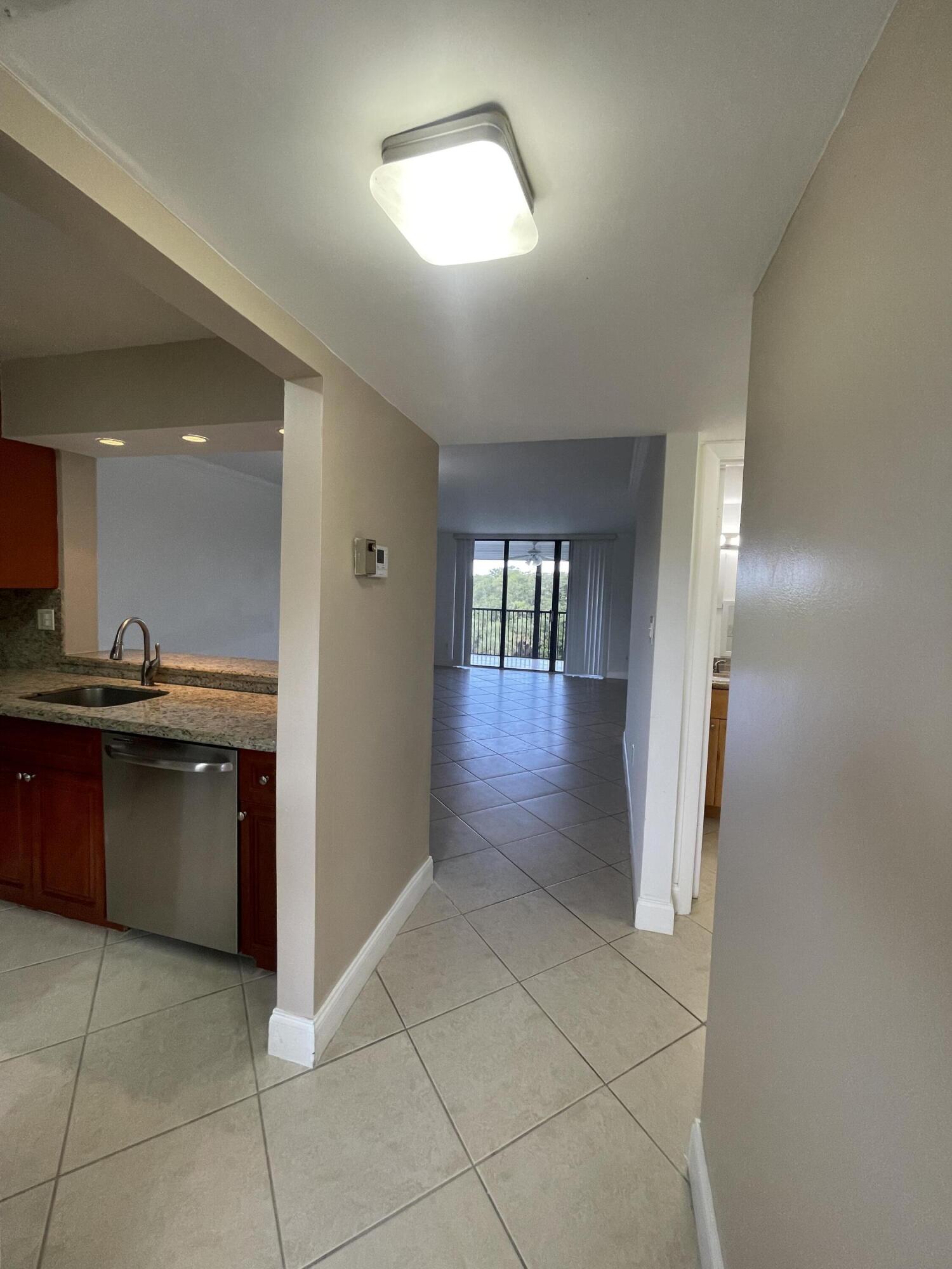 2900 NW 42nd Avenue A508