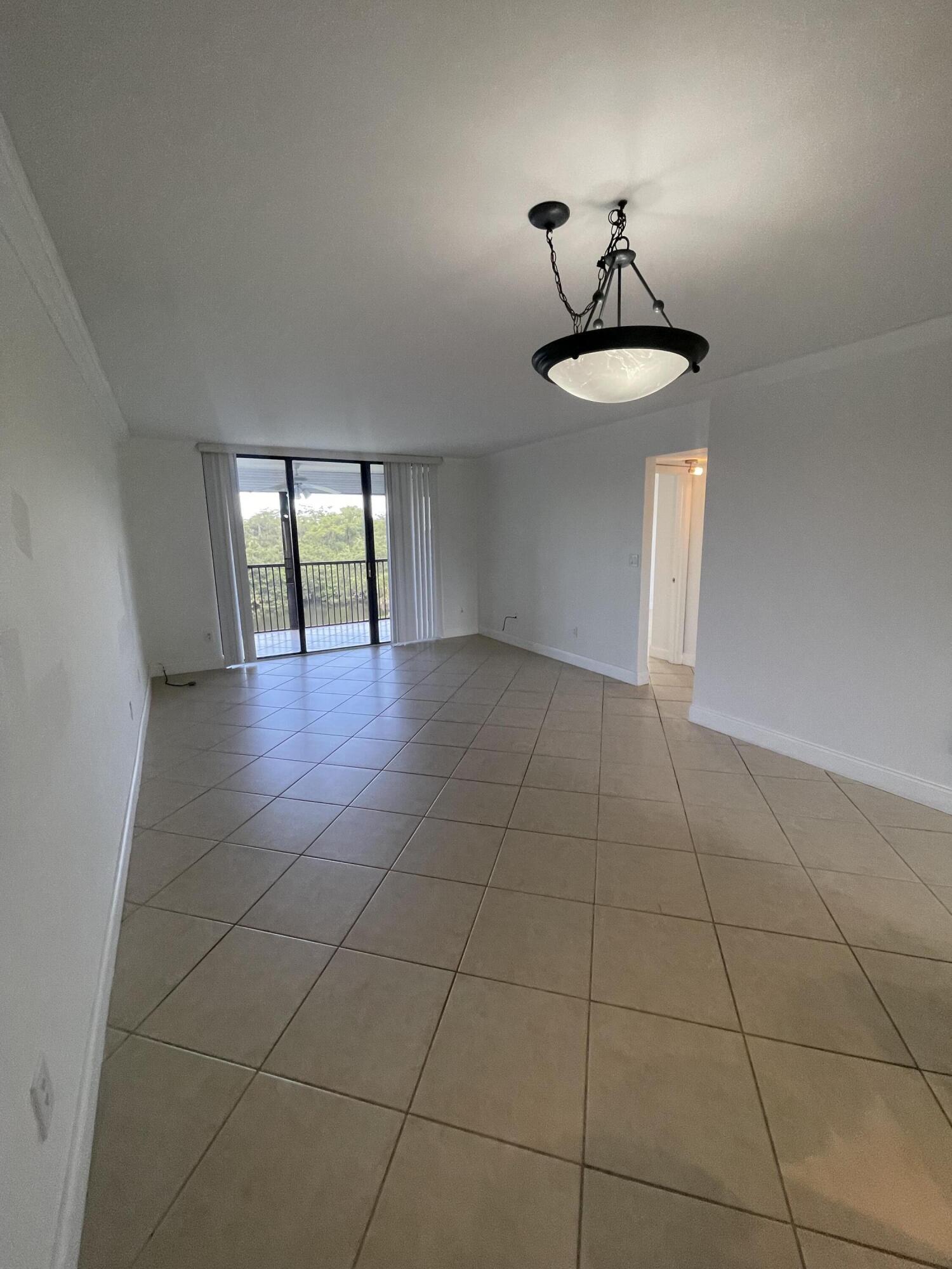 2900 NW 42nd Avenue A508