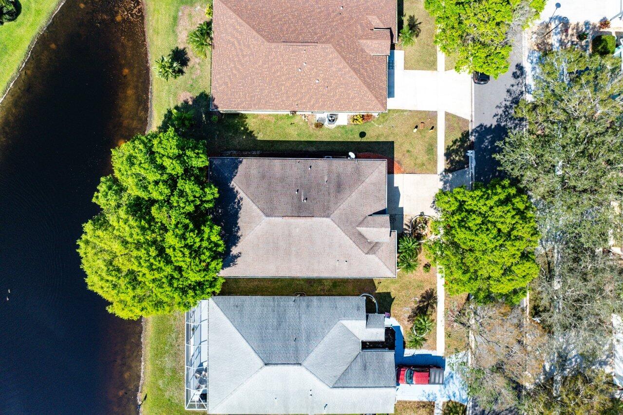 8233 Maidencane Place