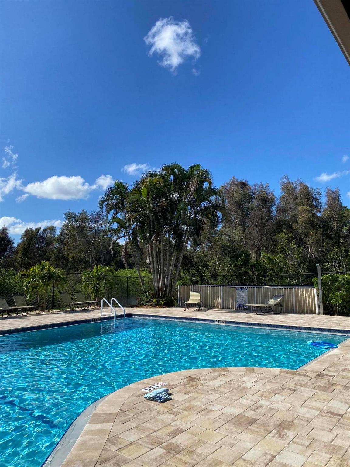 8233 Maidencane Place