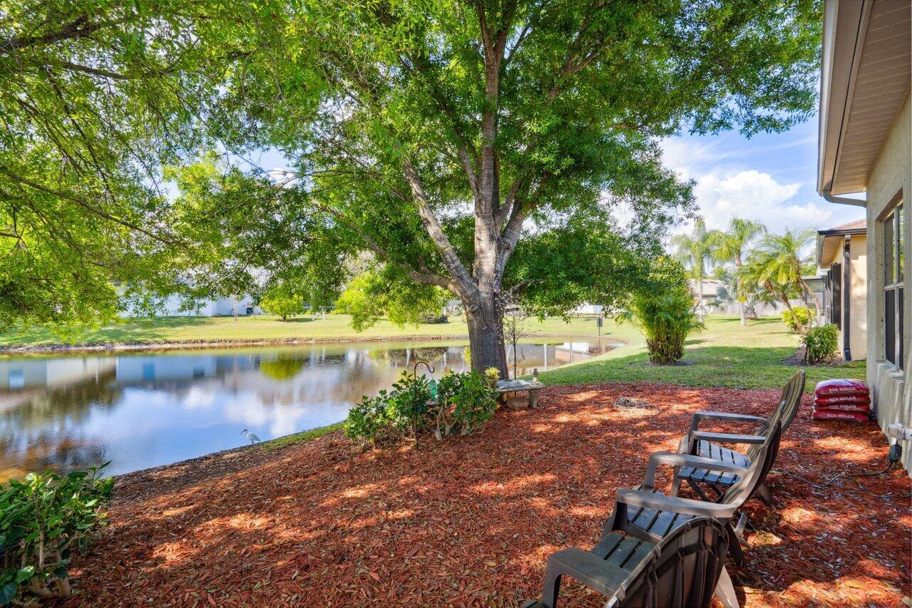 8233 Maidencane Place