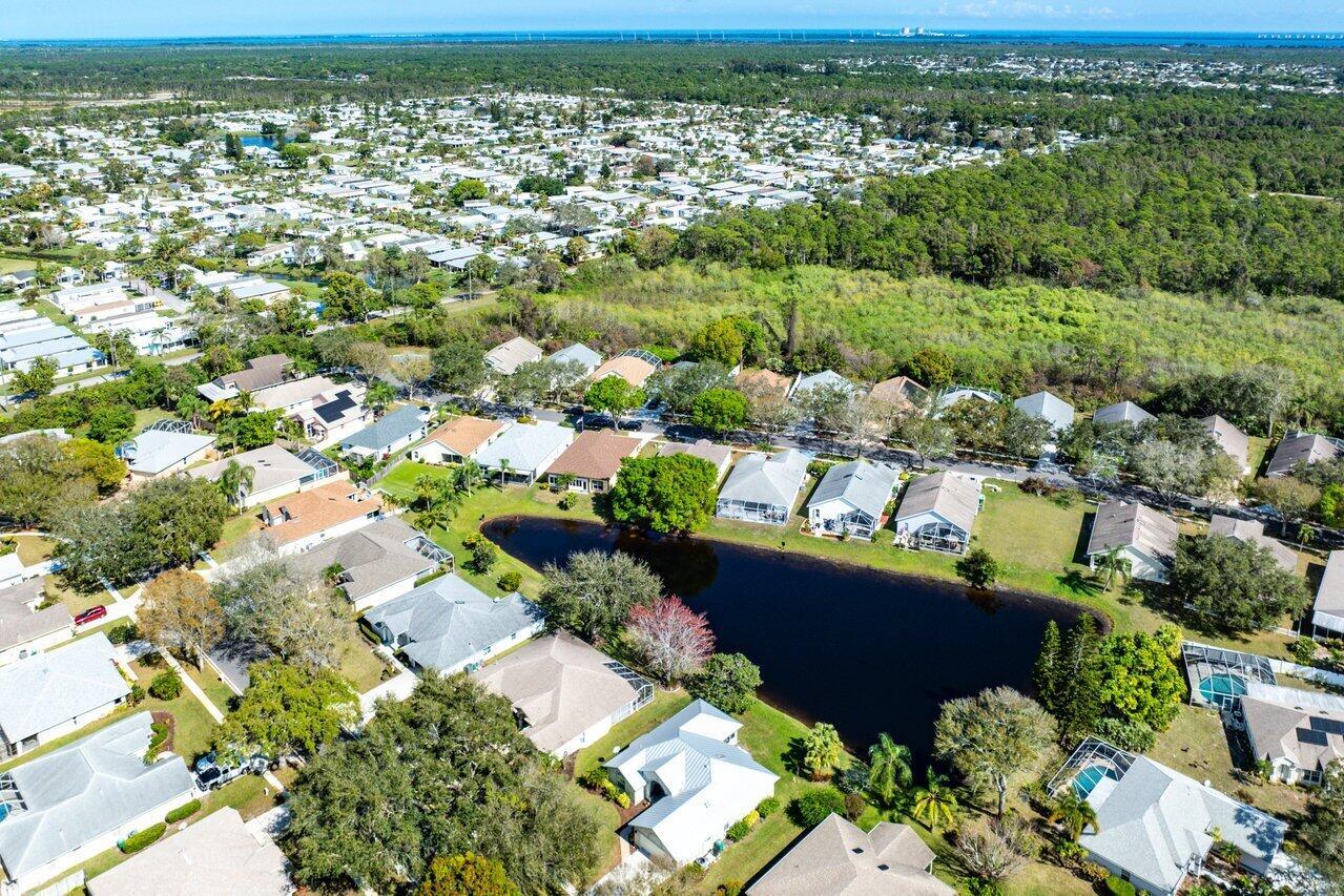 8233 Maidencane Place