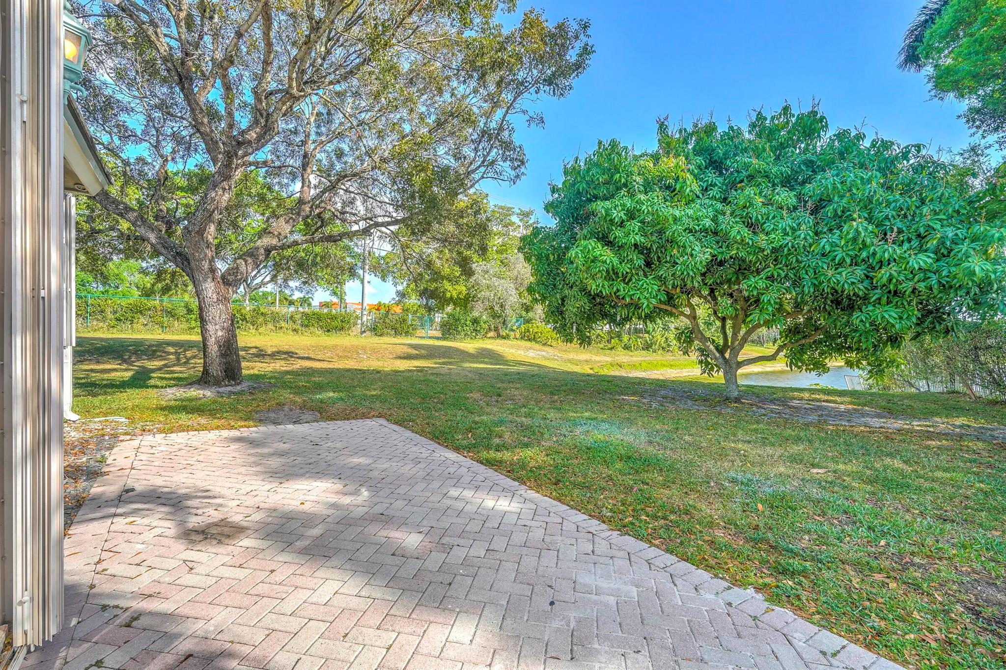 8020 Bermuda Point Lane