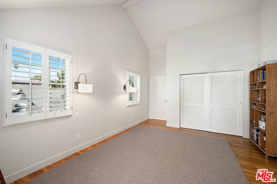 4308 Ben Ave