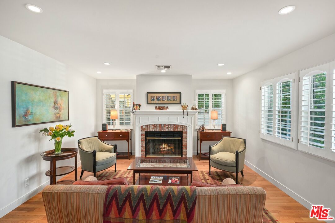 4308 Ben Ave