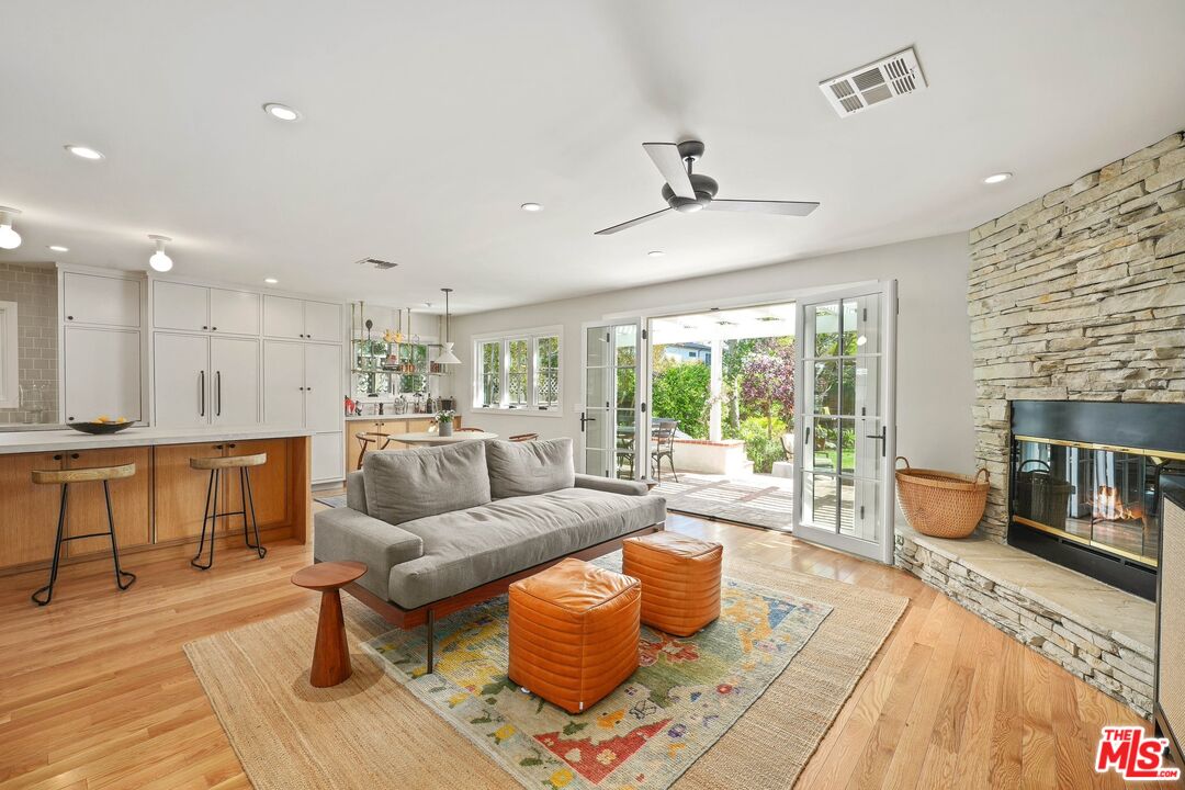 4308 Ben Ave