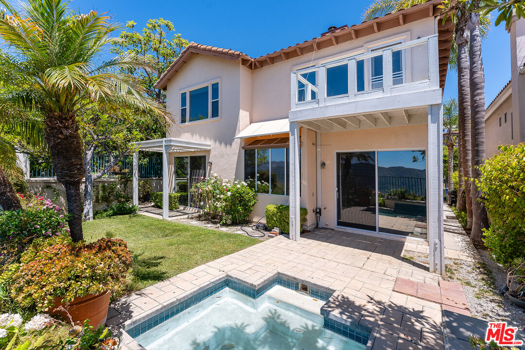 16712 Calle Arbolada