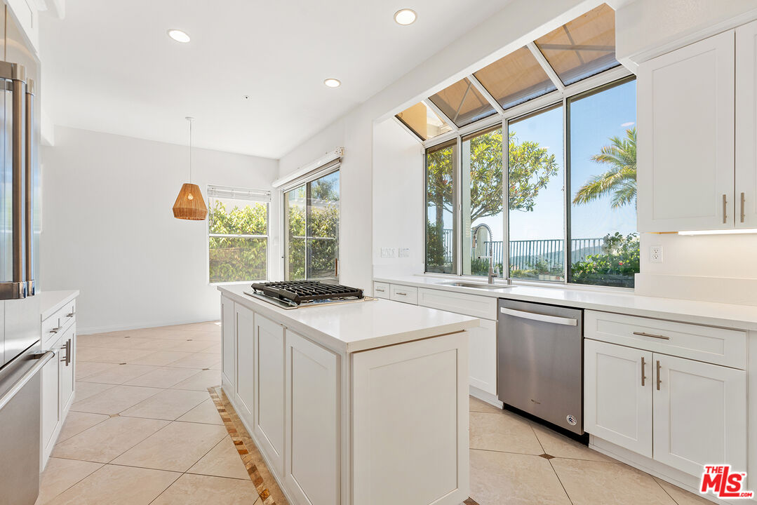 16712 Calle Arbolada