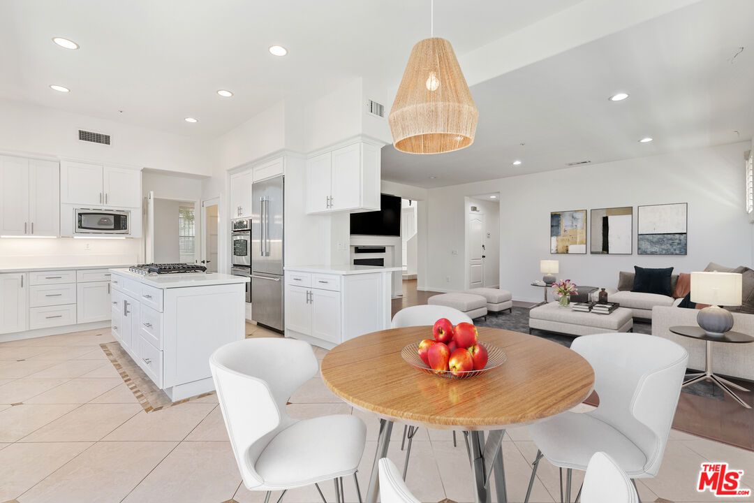 16712 Calle Arbolada