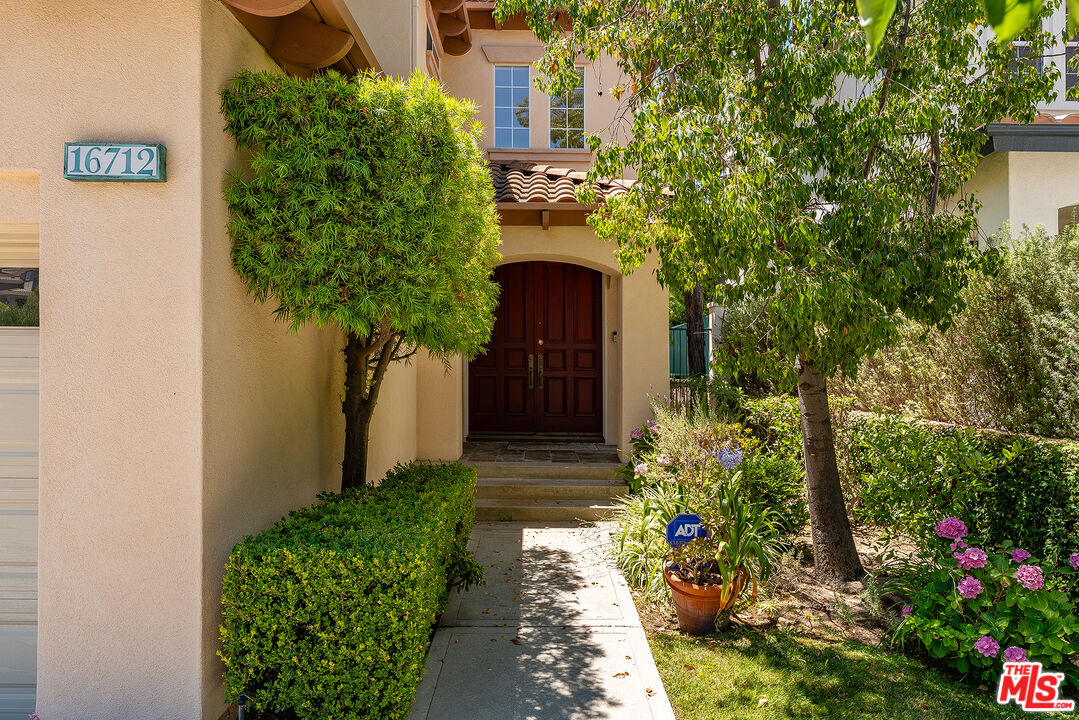 16712 Calle Arbolada