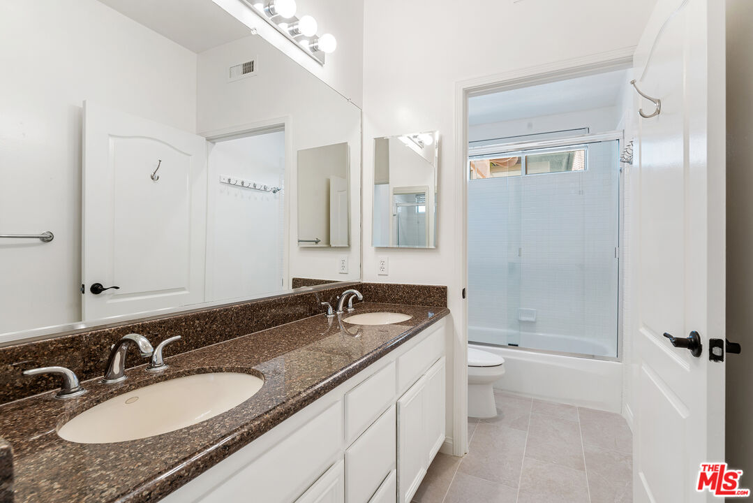 16712 Calle Arbolada