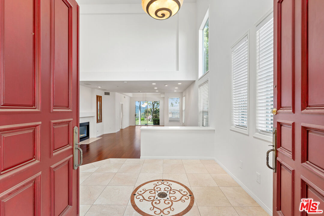 16712 Calle Arbolada