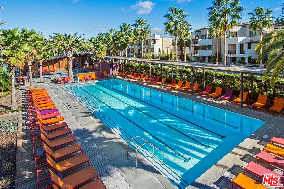 13053 Bluff Creek Dr