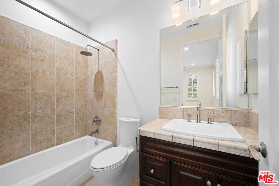 13053 Bluff Creek Dr