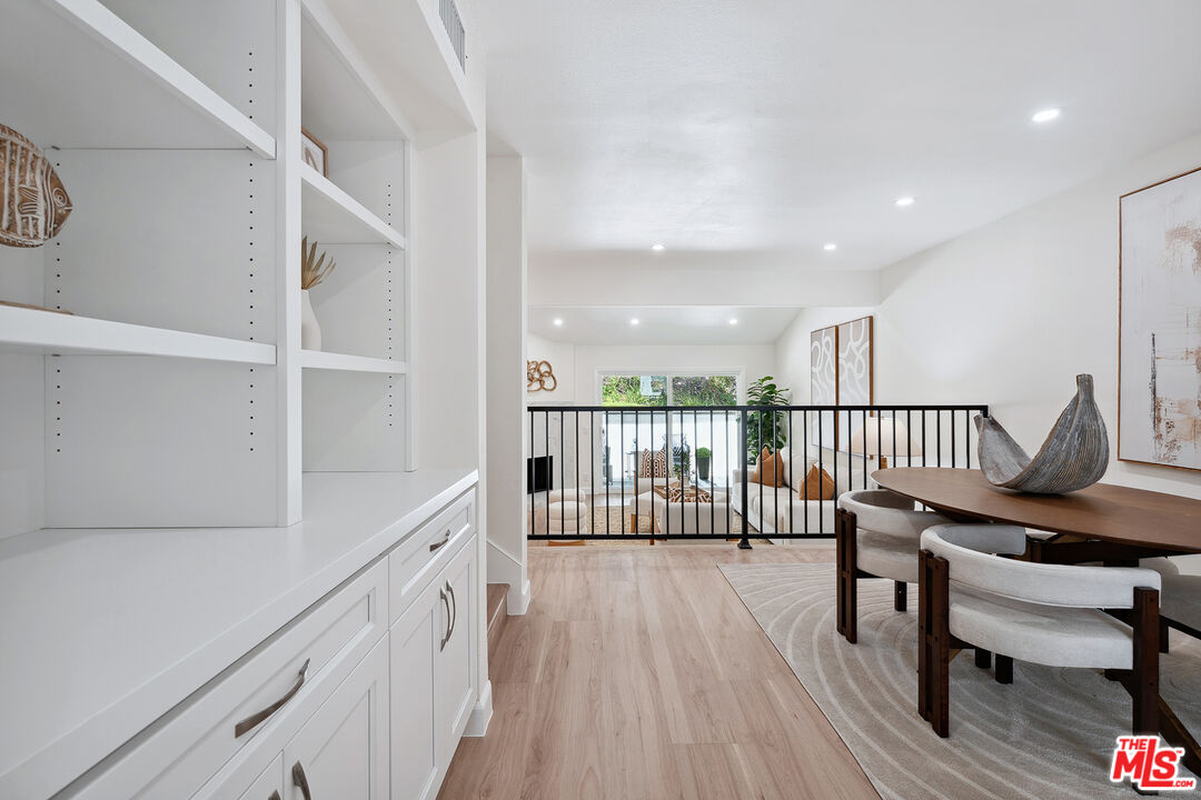 17109 Palisades Cir