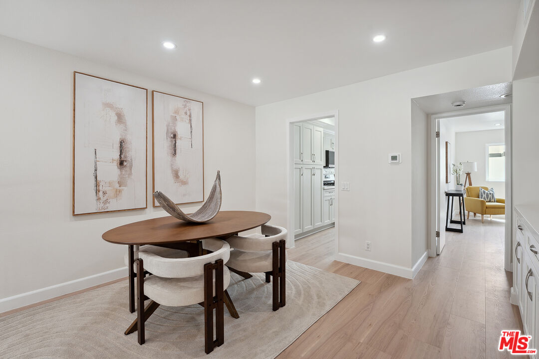17109 Palisades Cir
