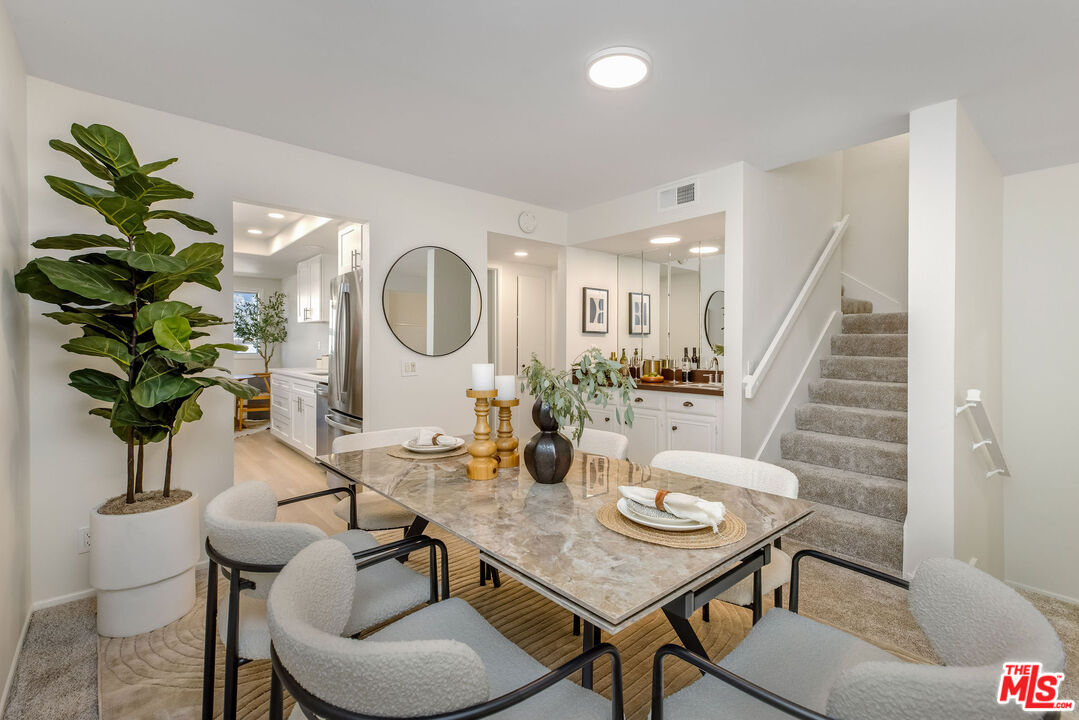 17107 Palisades Cir