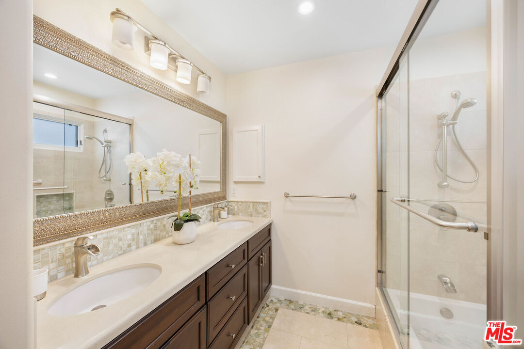 1039 26th St Unit: A