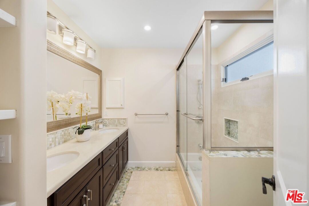 1039 26th St Unit: A