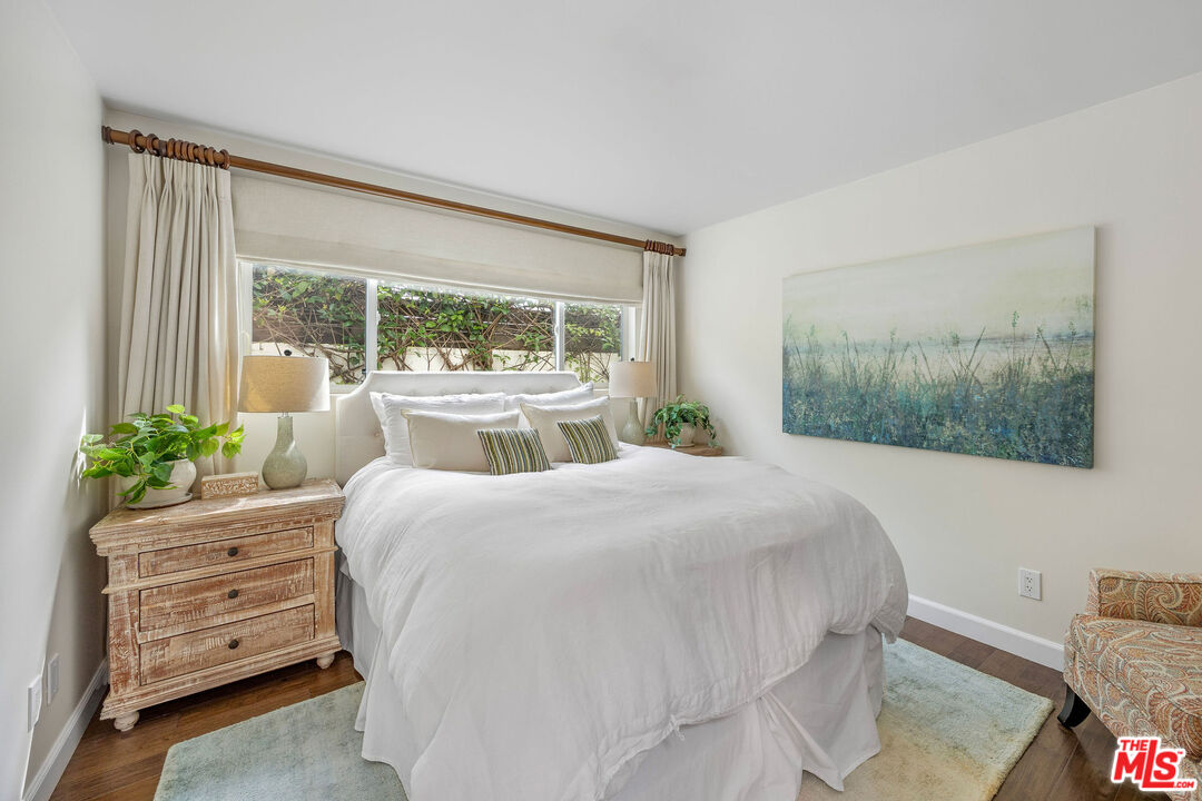 1039 26th St Unit: B