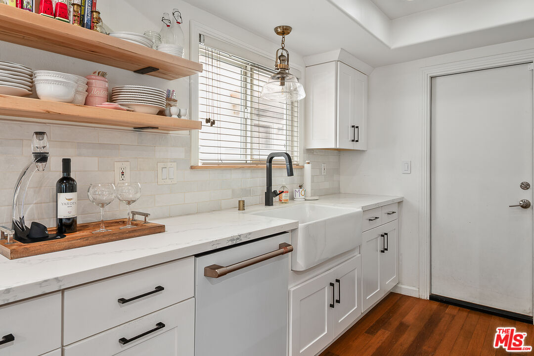 2219 Voorhees Ave Unit: 2