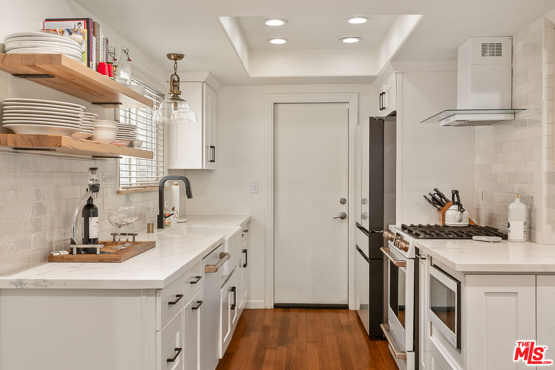 2219 Voorhees Ave Unit: 2