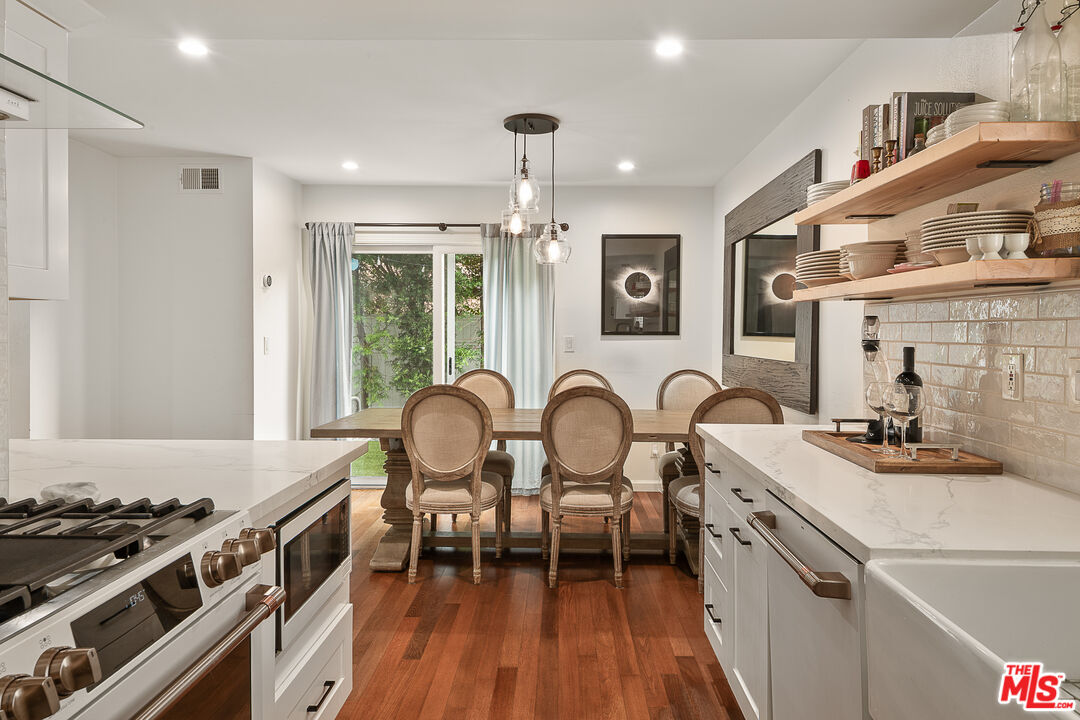 2219 Voorhees Ave Unit: 2