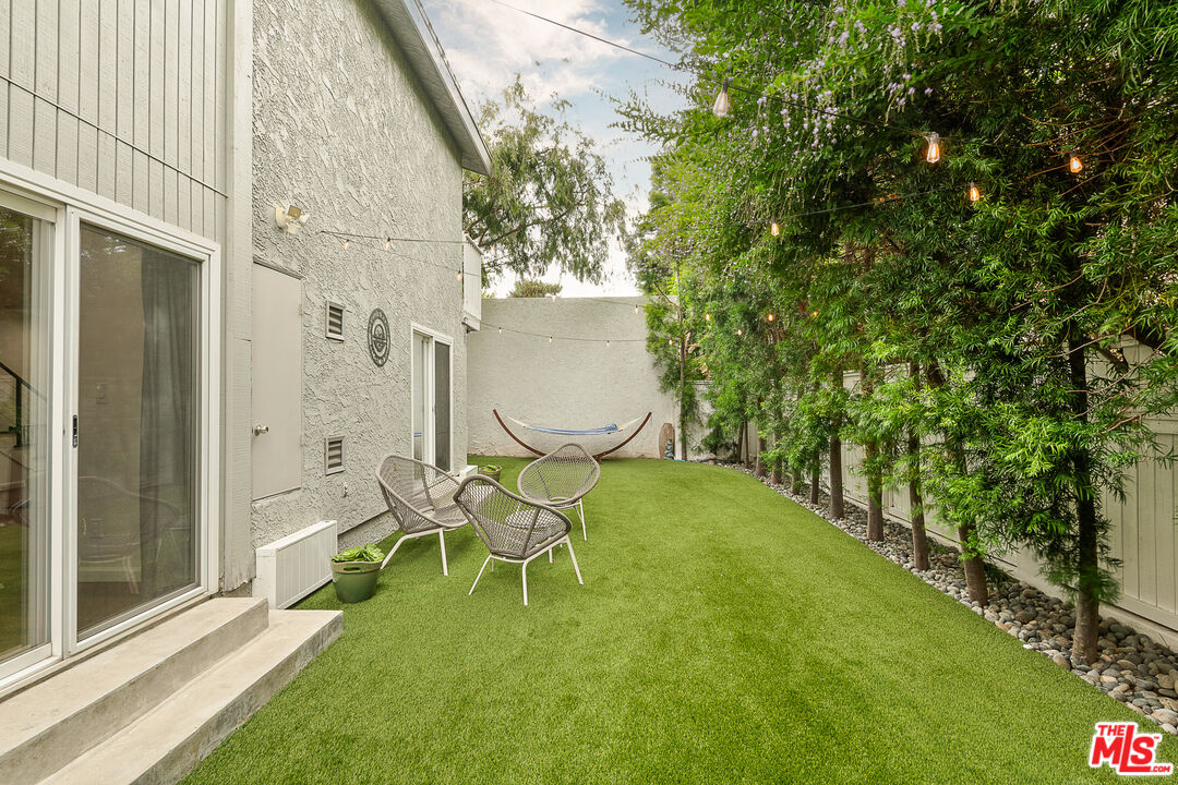 2219 Voorhees Ave Unit: 2