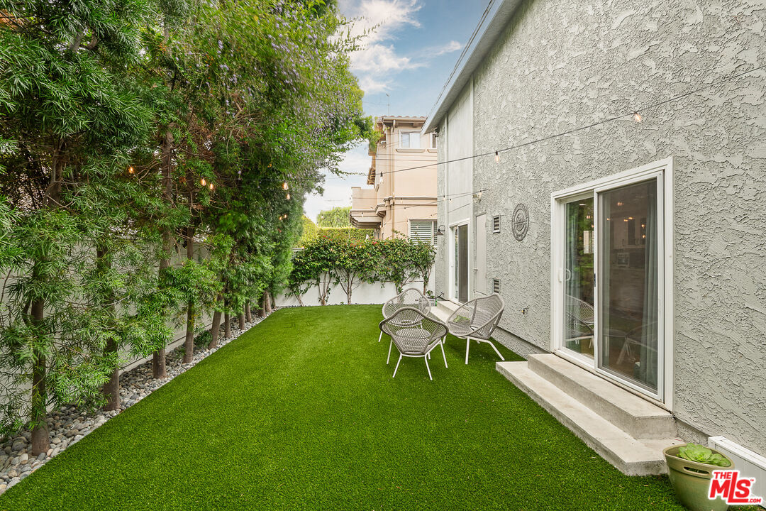 2219 Voorhees Ave Unit: 2