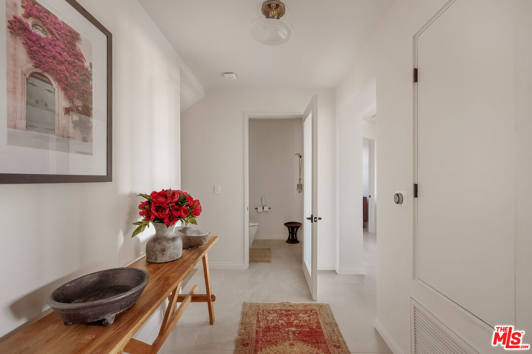 870 Haverford Ave Unit: 303