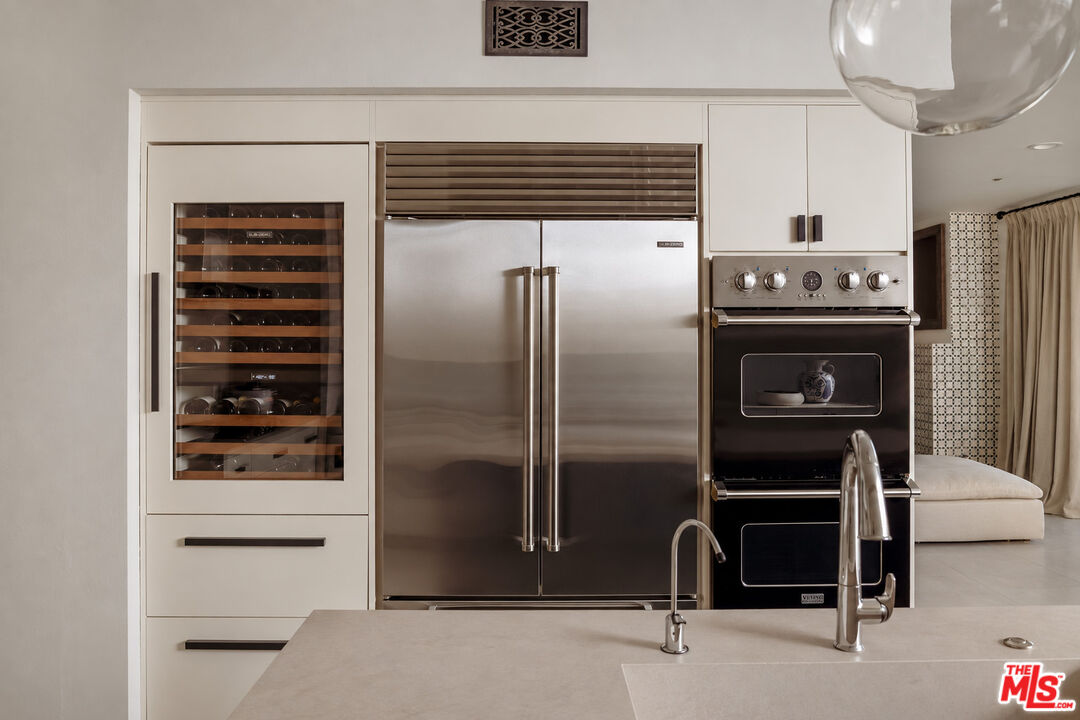 870 Haverford Ave Unit: 303