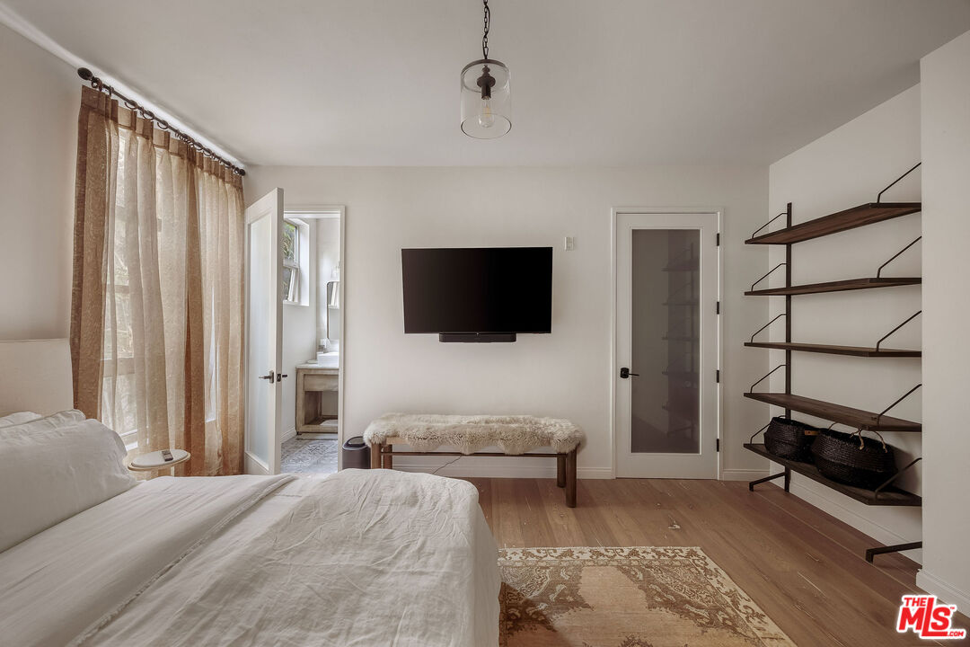 870 Haverford Ave Unit: 303