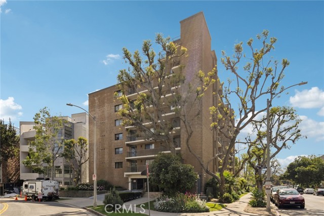 10966 Rochester AVE Unit: 5D