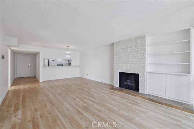 10966 Rochester AVE Unit: 5D