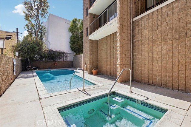 10966 Rochester AVE Unit: 5D